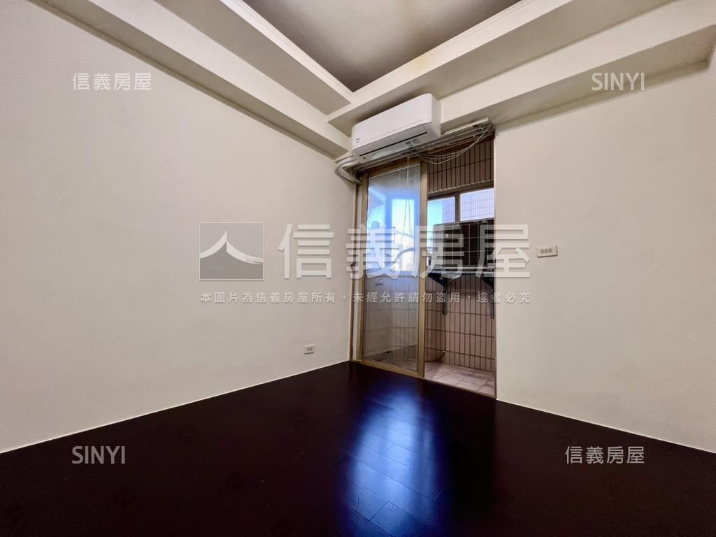 信義國小三房車位房屋室內格局與周邊環境