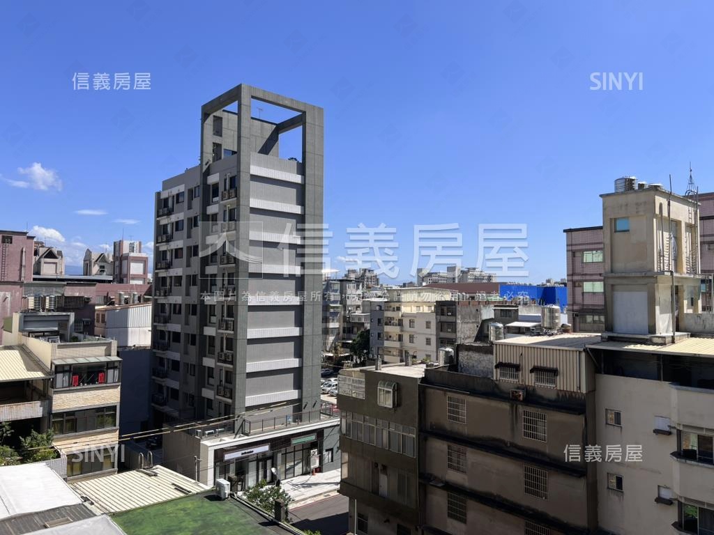 信義國小三房車位房屋室內格局與周邊環境