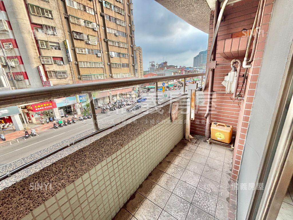 大銪臻品大兩房平車房屋室內格局與周邊環境
