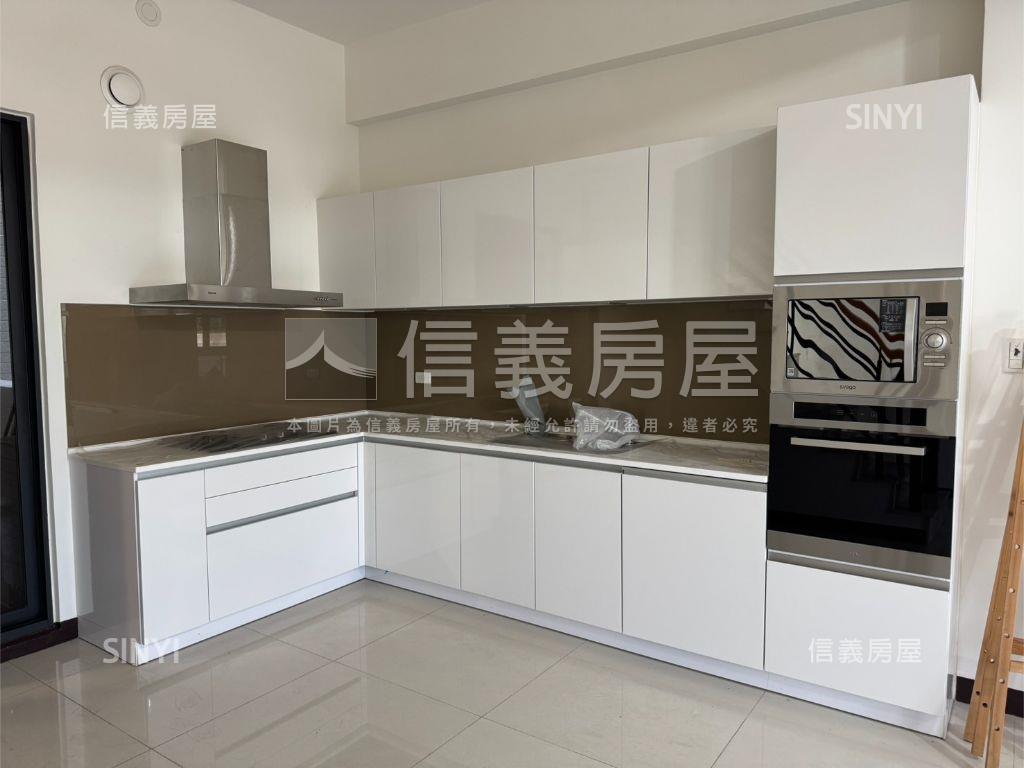 九份子郡安路店面房屋室內格局與周邊環境