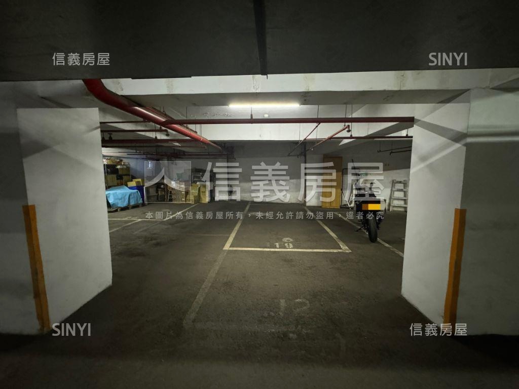 常春藤河景三房附車位房屋室內格局與周邊環境