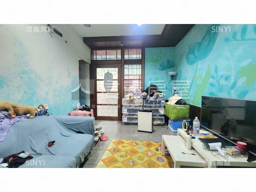 金湖路邊間Ａ店面房屋室內格局與周邊環境