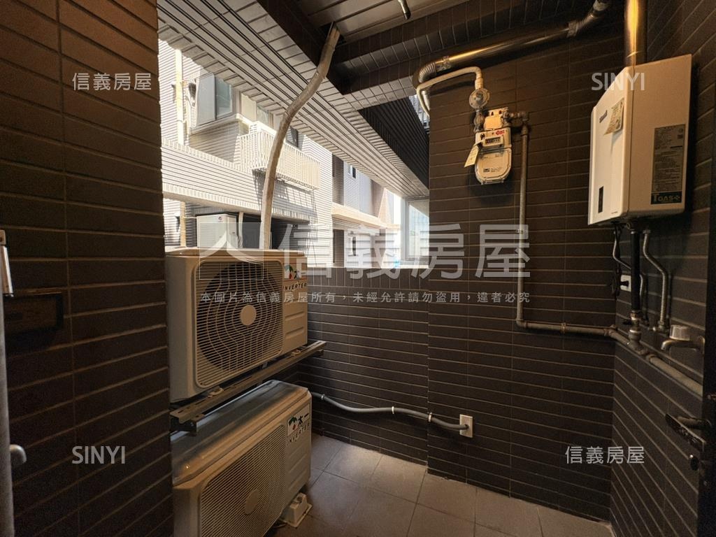林口宏錦WONE2房車位房屋室內格局與周邊環境