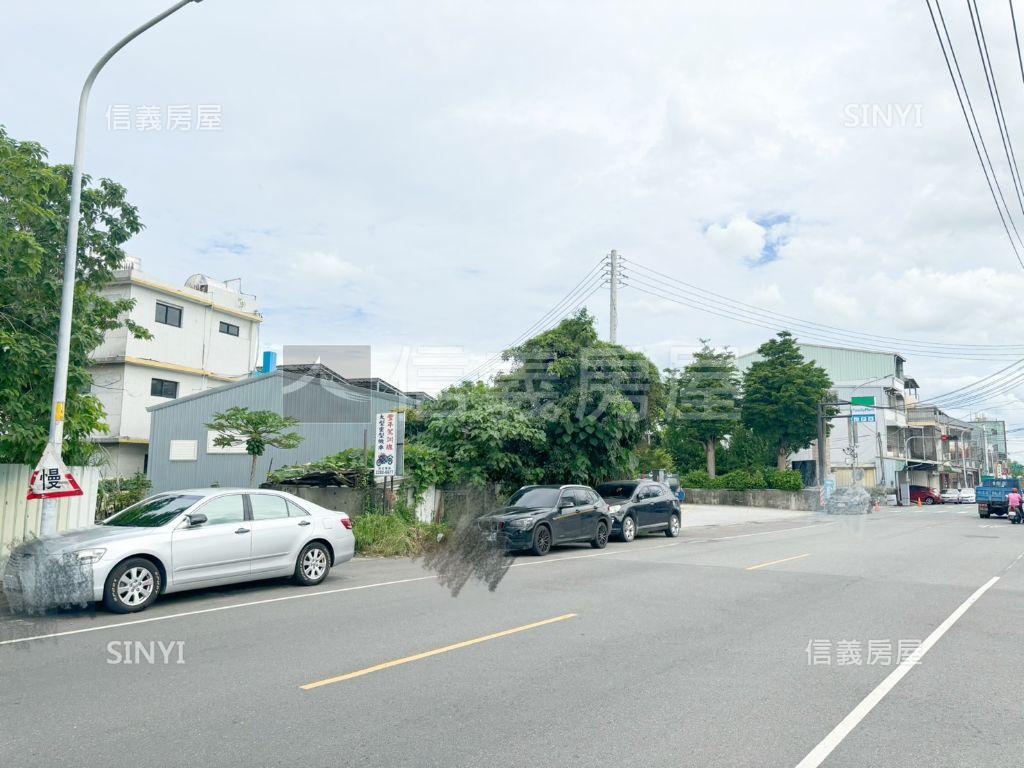 近環河步道德金天堡別墅房屋室內格局與周邊環境