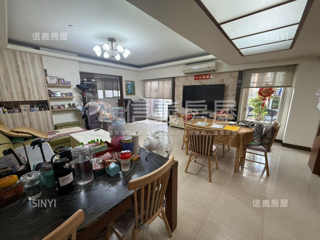 西屯大空間雙併４房平車房屋室內格局與周邊環境