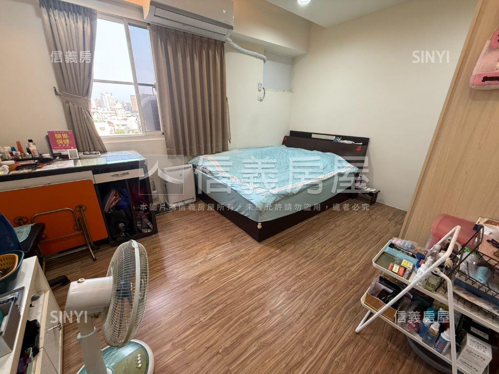 西屯大空間雙併４房平車房屋室內格局與周邊環境