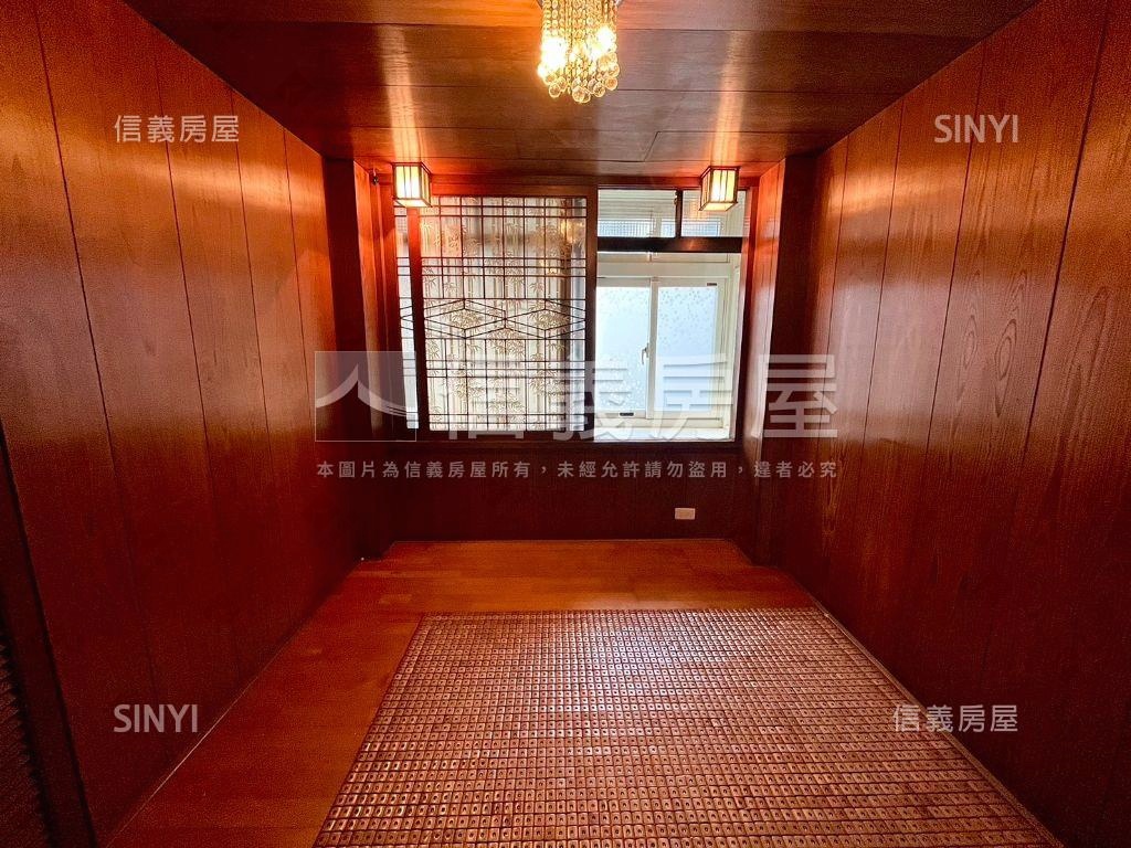 捷運萬大線採光頂加美寓房屋室內格局與周邊環境