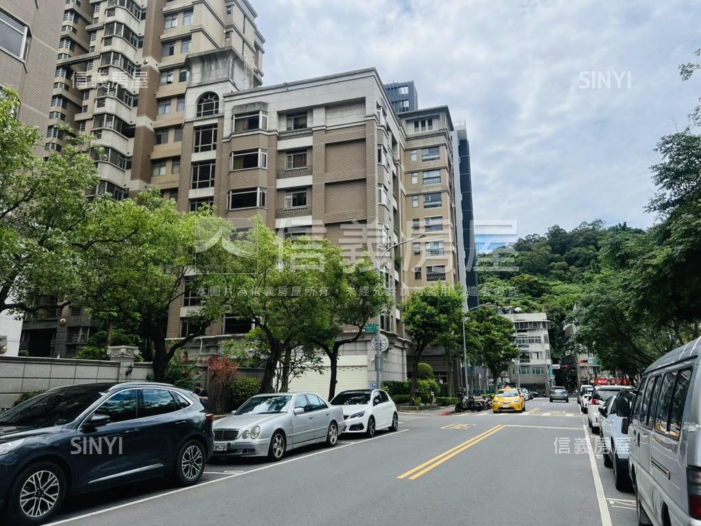 稀！皇鼎特區高樓豪邸房屋室內格局與周邊環境