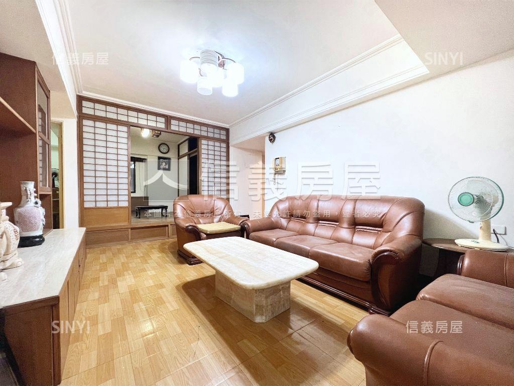 近三多商圈三房美宅房屋室內格局與周邊環境