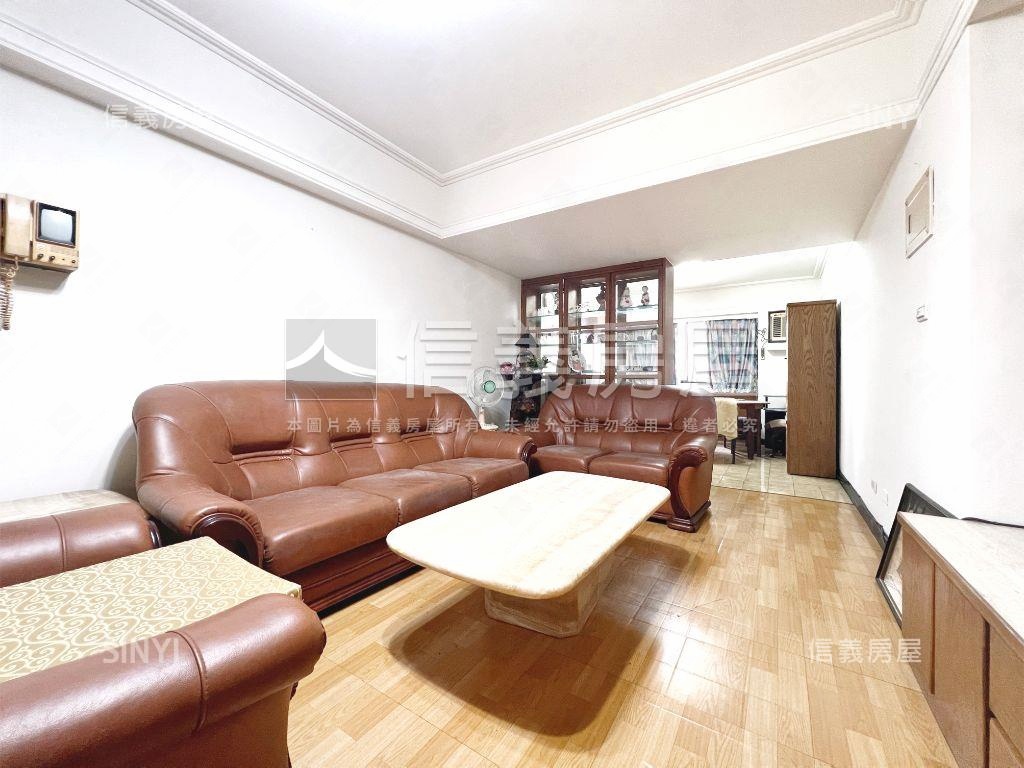 近三多商圈三房美宅房屋室內格局與周邊環境