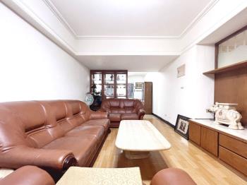 近三多商圈三房美宅