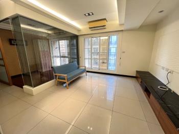 法蝶豪美高樓兩房車位