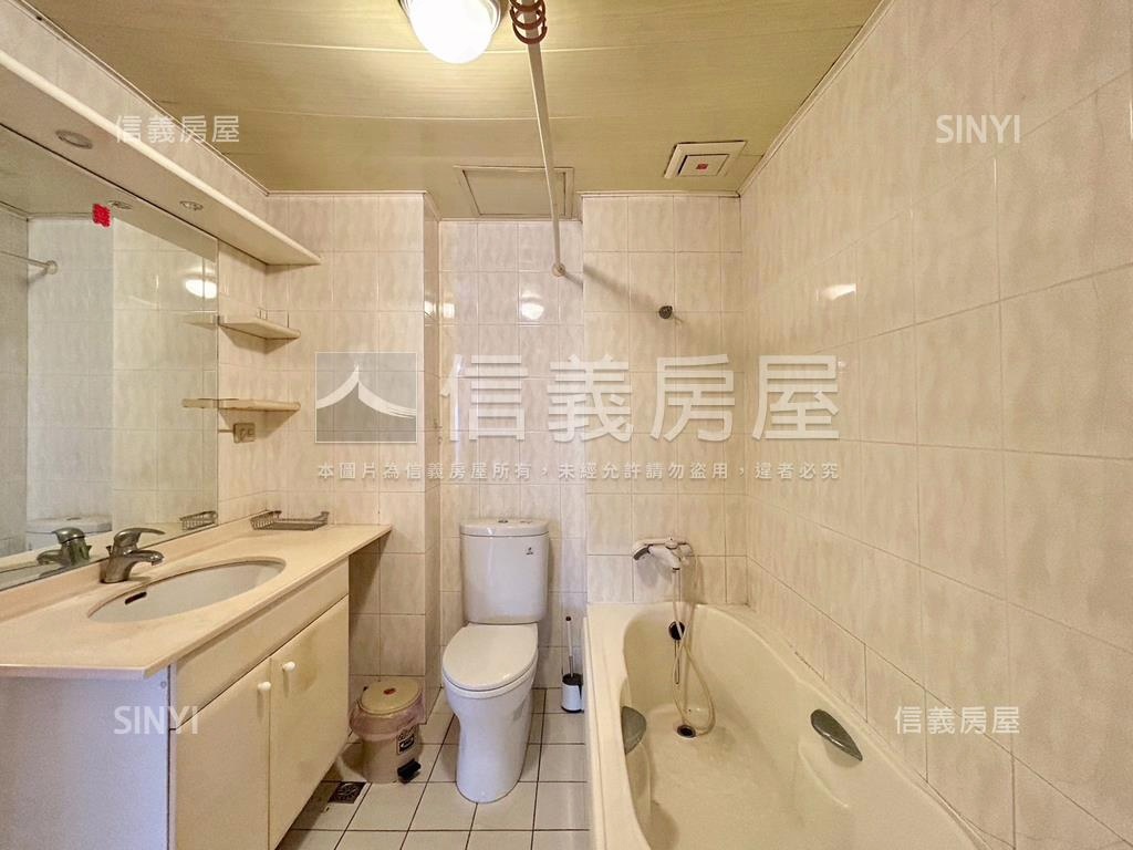 昌益御璽次頂樓兩房房屋室內格局與周邊環境
