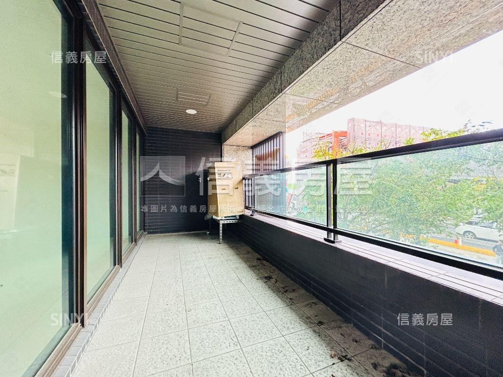 重劃區臨路店面房屋室內格局與周邊環境