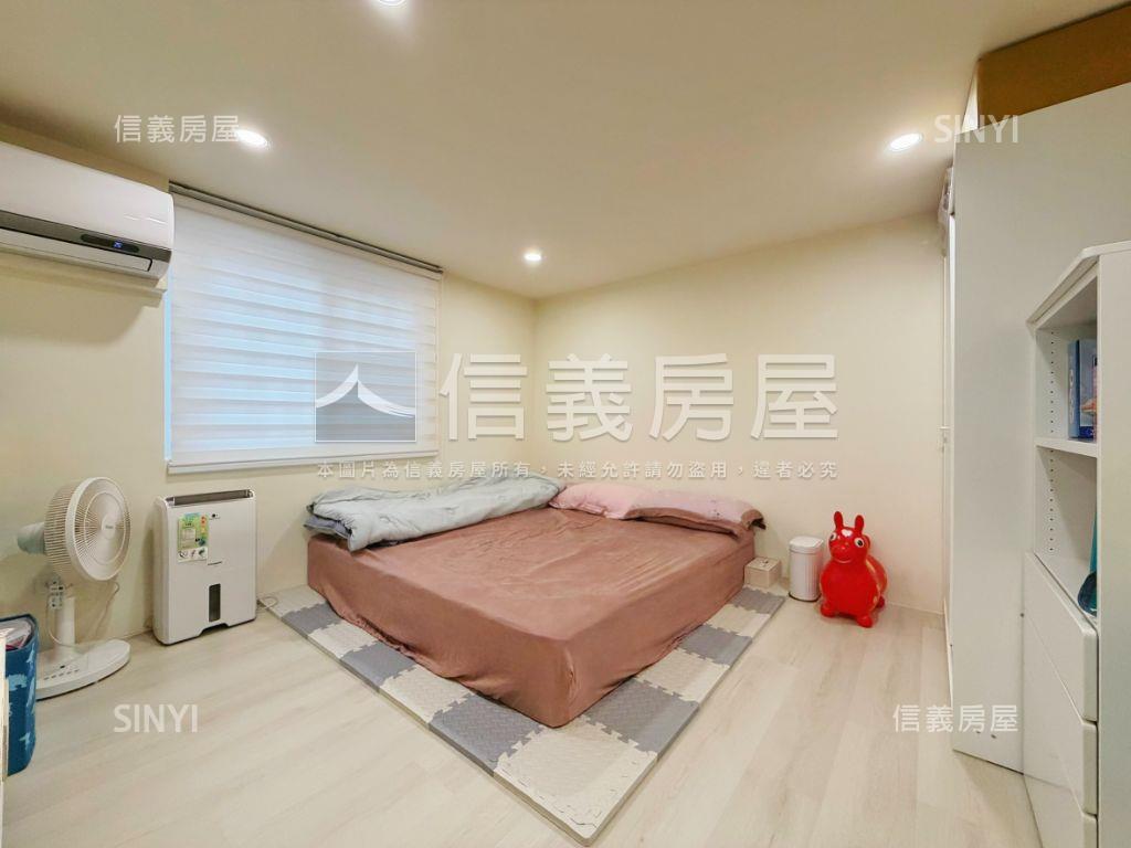 伊吉邦。全新裝潢美屋房屋室內格局與周邊環境