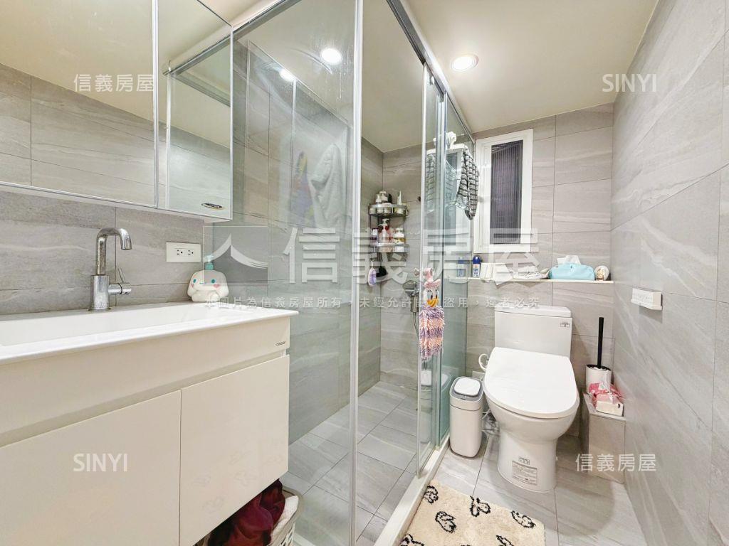 伊吉邦。全新裝潢美屋房屋室內格局與周邊環境