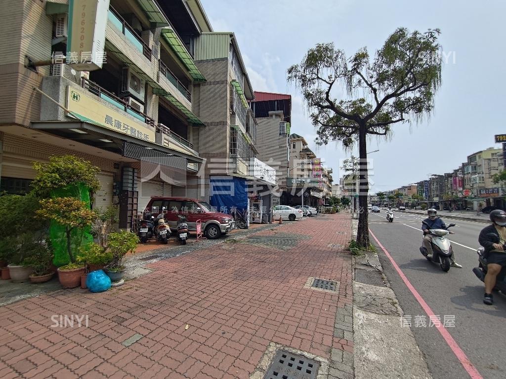 鳳頂路正路美透店房屋室內格局與周邊環境