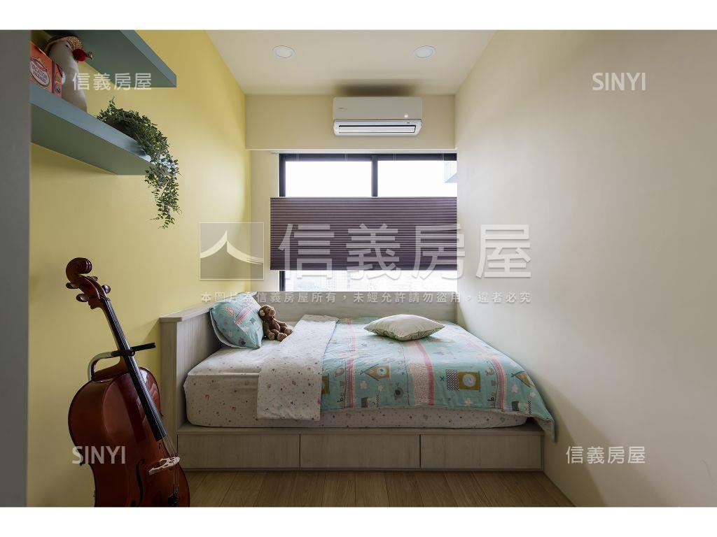 雙學苑闊景精裝潢四改三房屋室內格局與周邊環境