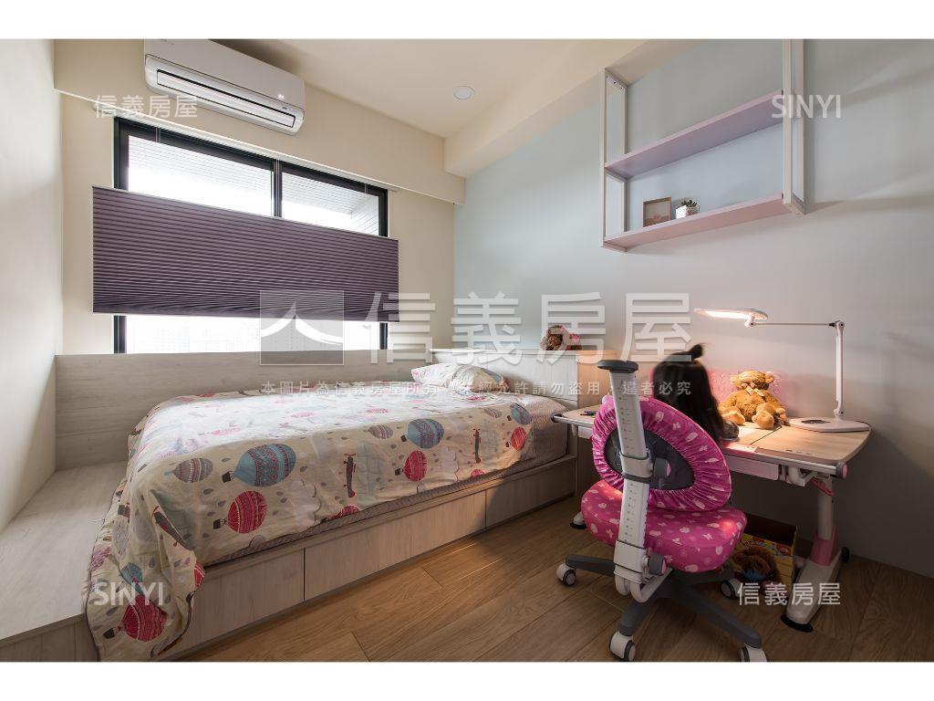 雙學苑闊景精裝潢四改三房屋室內格局與周邊環境