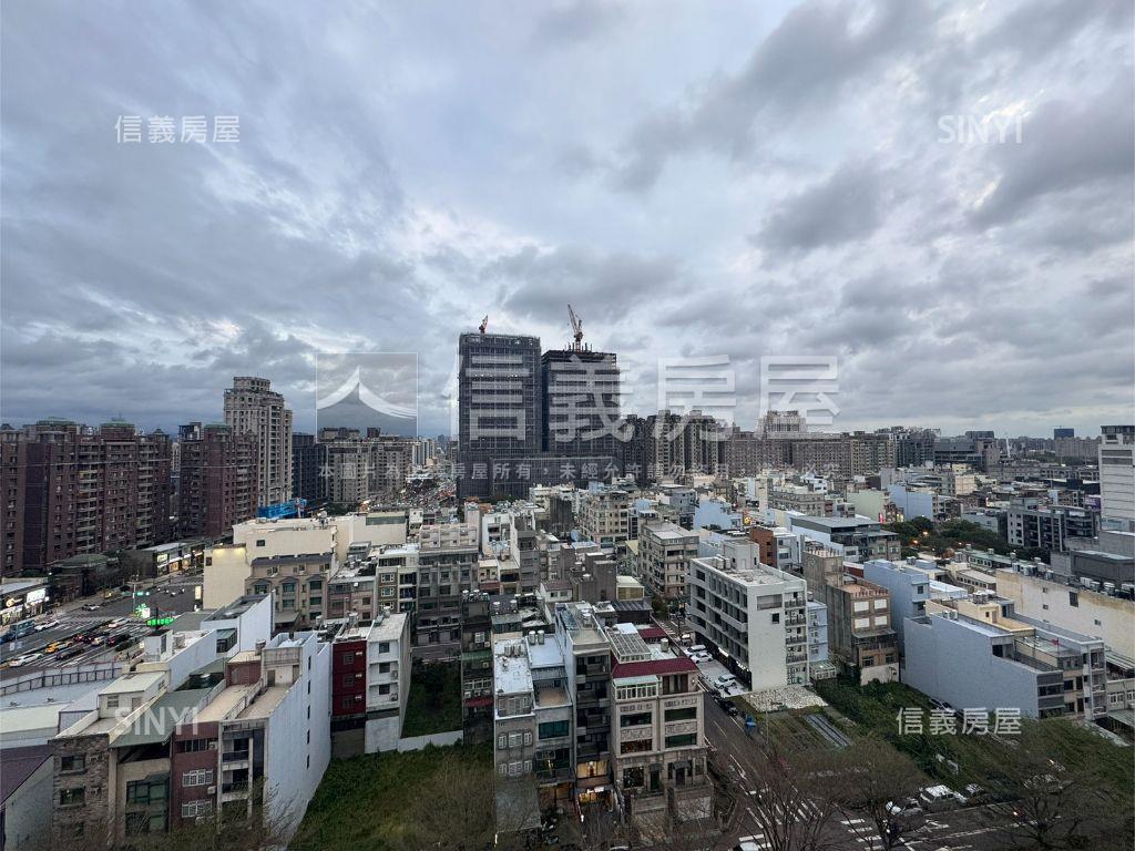 雙學苑闊景精裝潢四改三房屋室內格局與周邊環境