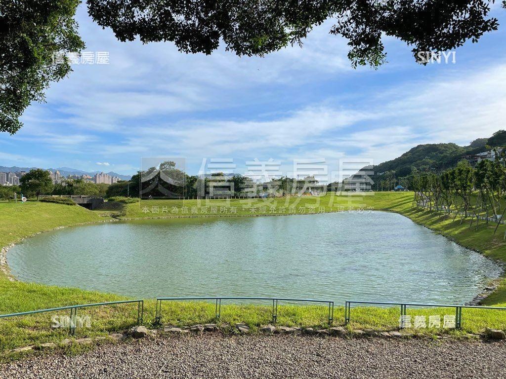 水景透天綠意別墅房屋室內格局與周邊環境