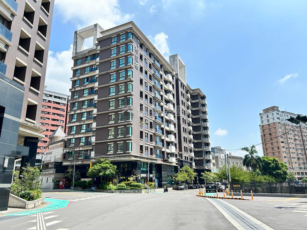 值得鑑賞近中山醫三房平車房屋室內格局與周邊環境