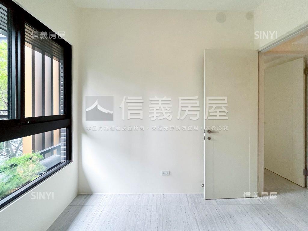 惠宇一清庭三房平車精裝戶房屋室內格局與周邊環境