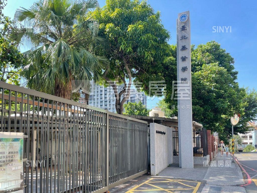關渡捷運公寓。美房屋室內格局與周邊環境
