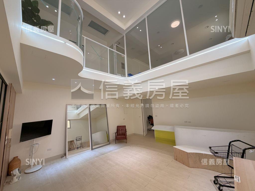 前鎮實業路＊霸氣電梯透天房屋室內格局與周邊環境