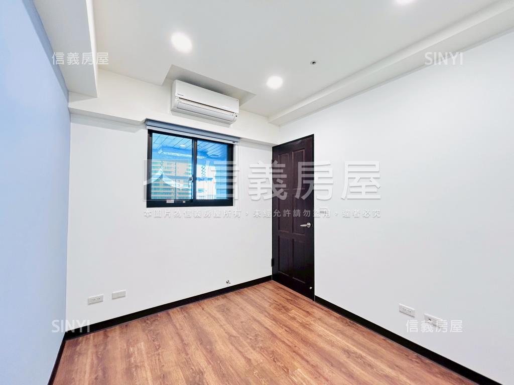 合輝云朵高樓兩房平面車位房屋室內格局與周邊環境