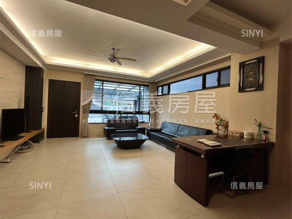新案！十期電梯別墅房屋室內格局與周邊環境