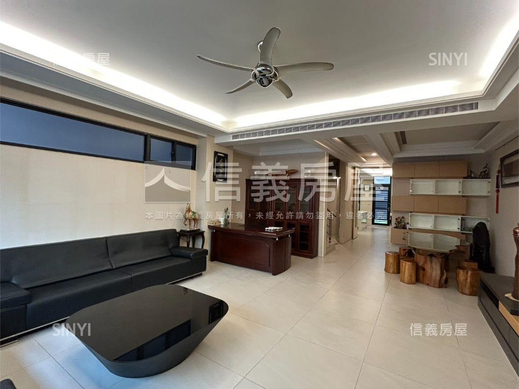 新案！十期電梯別墅房屋室內格局與周邊環境