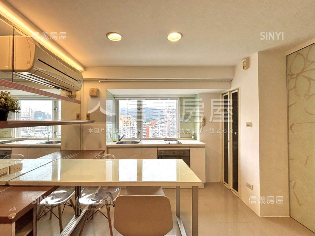 ＥＡＴ國際館稀有高樓景觀房屋室內格局與周邊環境