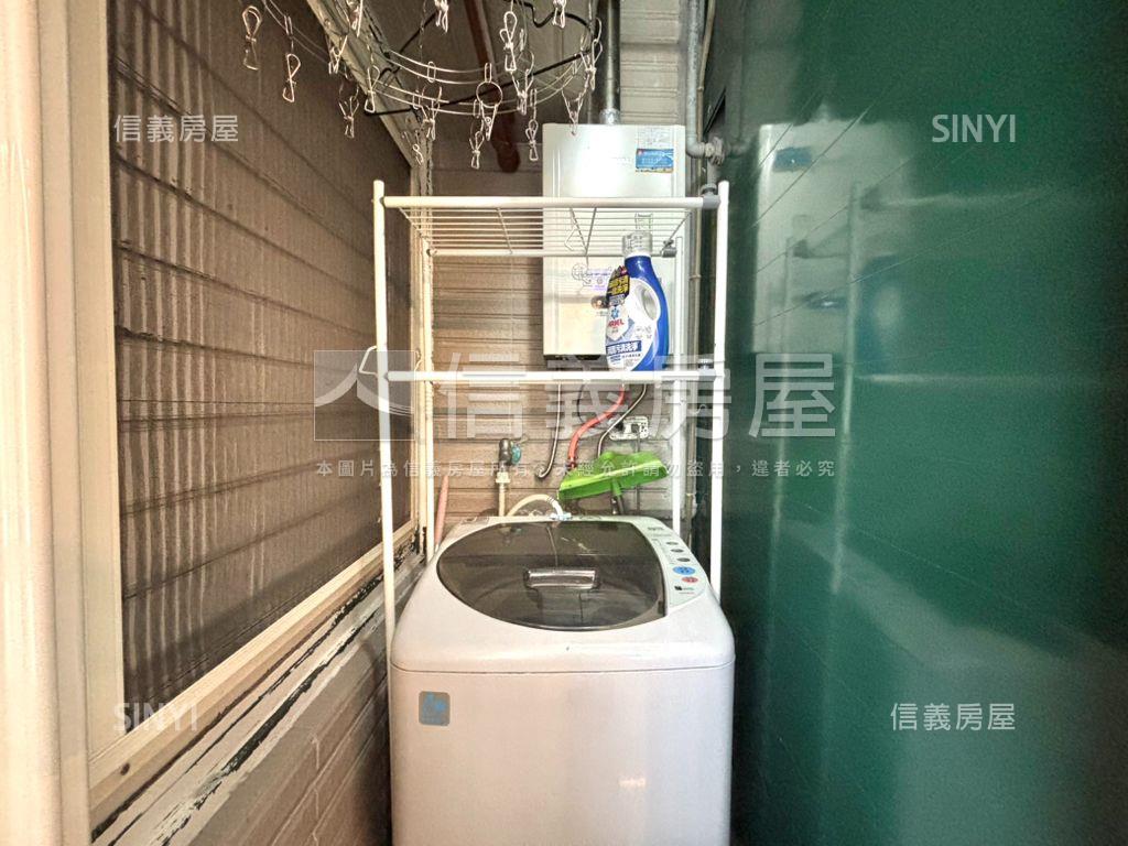 ＥＡＴ國際館稀有高樓景觀房屋室內格局與周邊環境