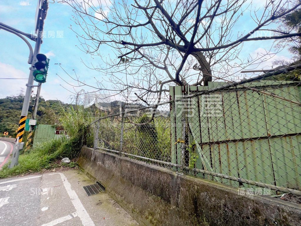 龜山稀有坪數土地建照可參房屋室內格局與周邊環境