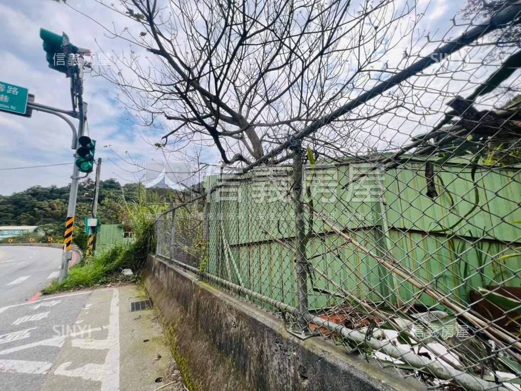 龜山稀有坪數土地建照可參房屋室內格局與周邊環境