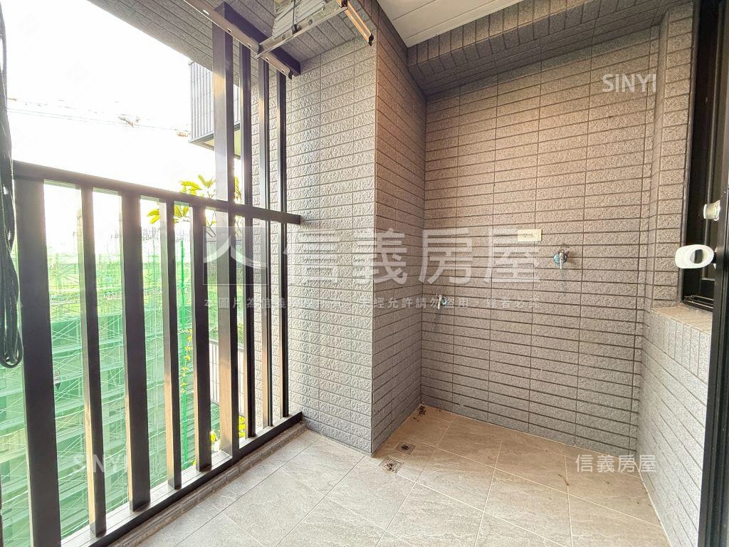 美術白天鵝高樓景觀房屋室內格局與周邊環境
