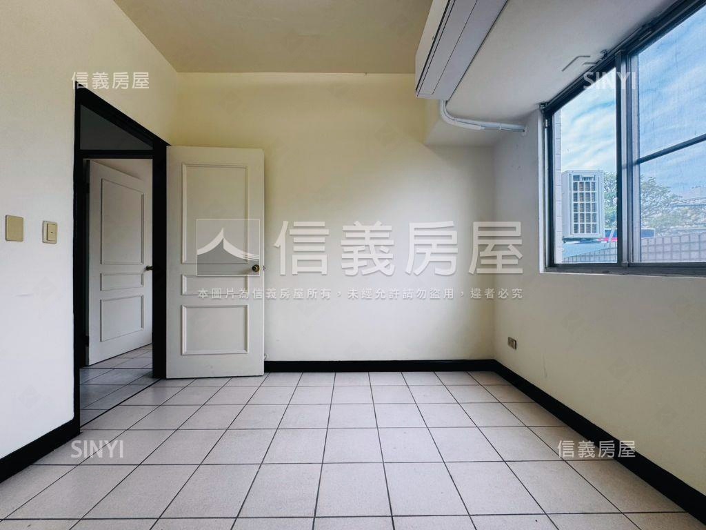 台中陽明四房車露臺戶房屋室內格局與周邊環境