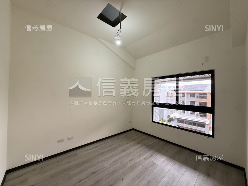 蓮潭國中小正對面兩房平車房屋室內格局與周邊環境