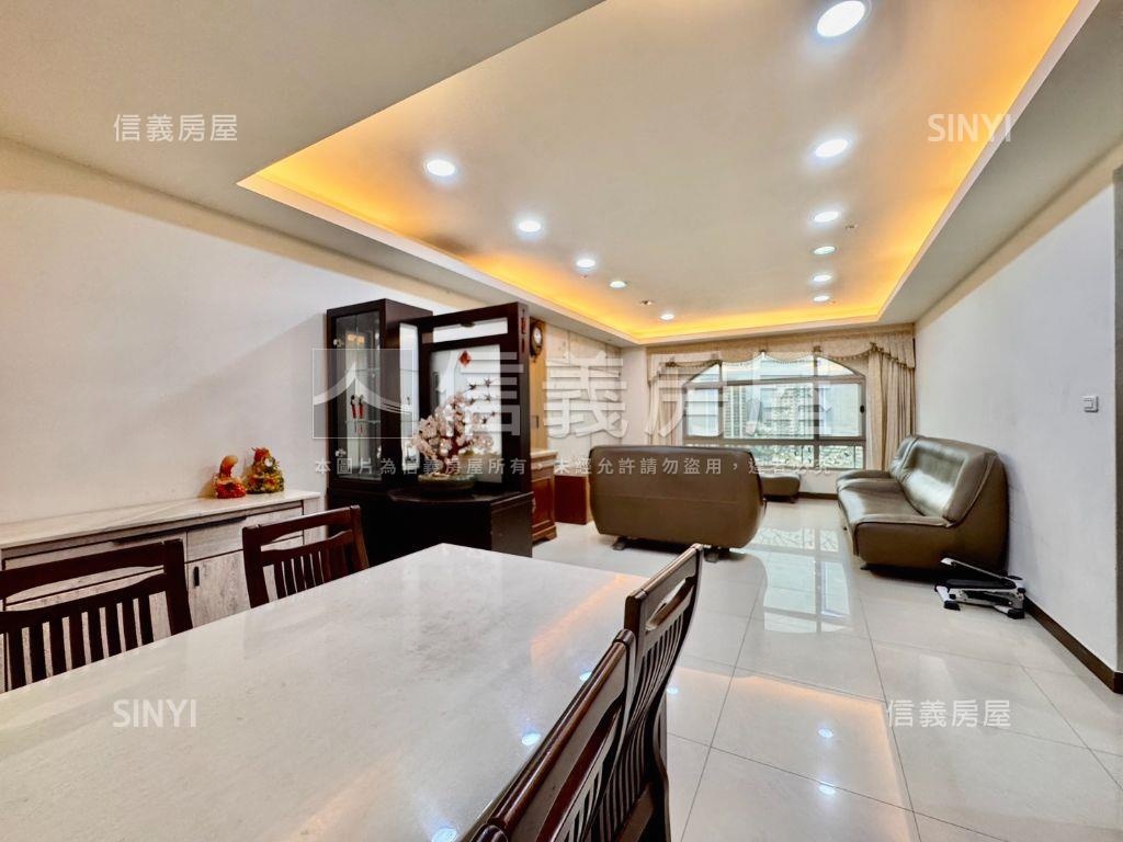 稀有釋出金典四房車位房屋室內格局與周邊環境