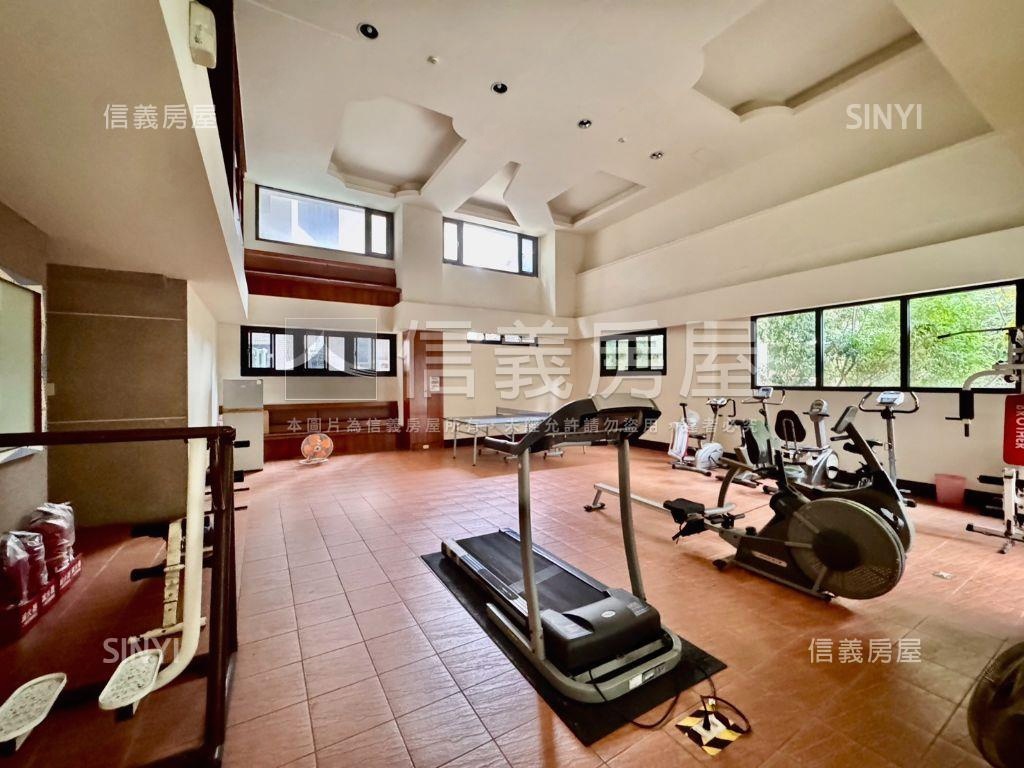 稀有釋出金典四房車位房屋室內格局與周邊環境