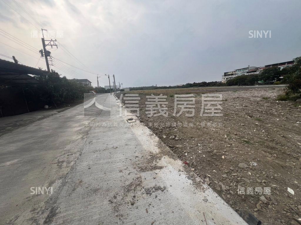 枋寮鄉方正規劃農地３房屋室內格局與周邊環境