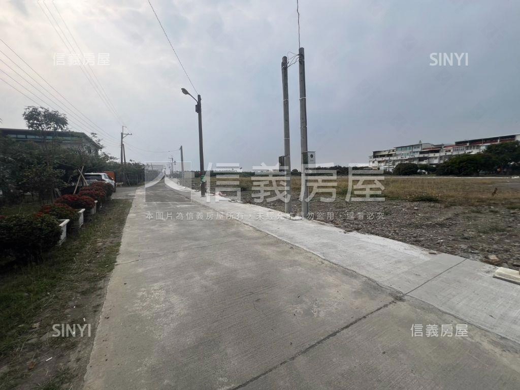 枋寮鄉方正規劃農地３房屋室內格局與周邊環境
