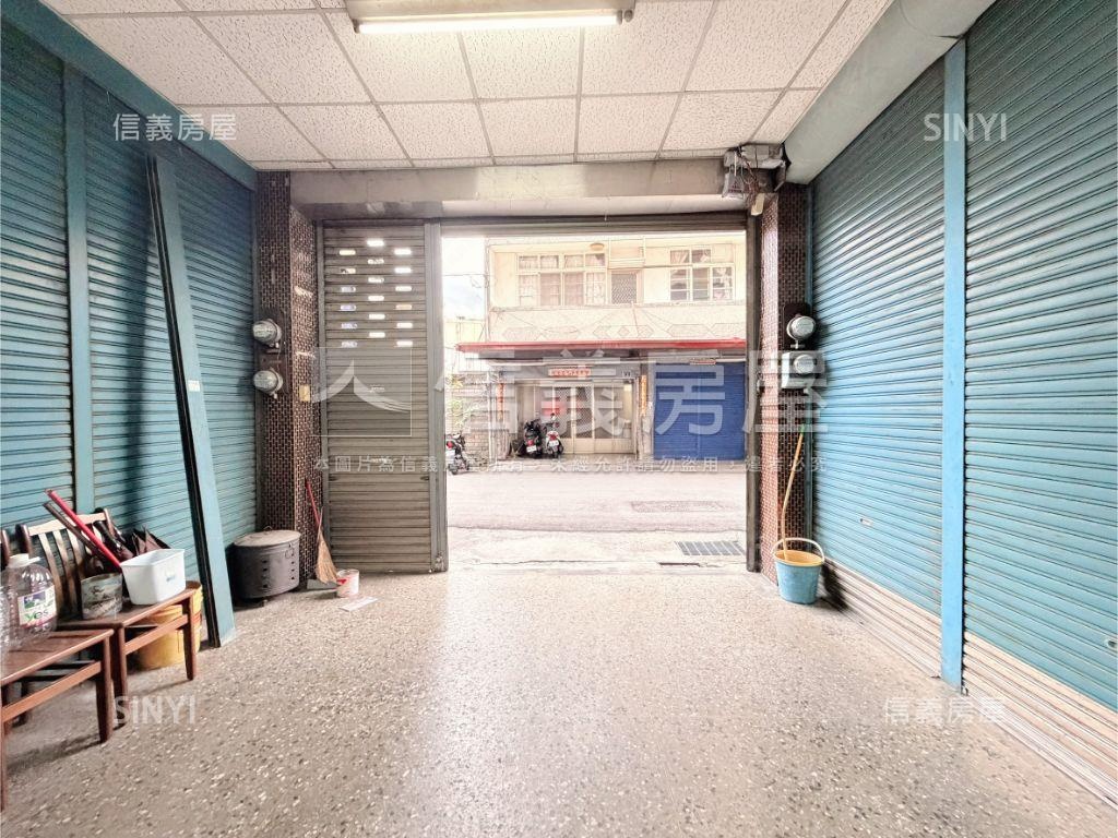 很強活路透天免１６００萬房屋室內格局與周邊環境