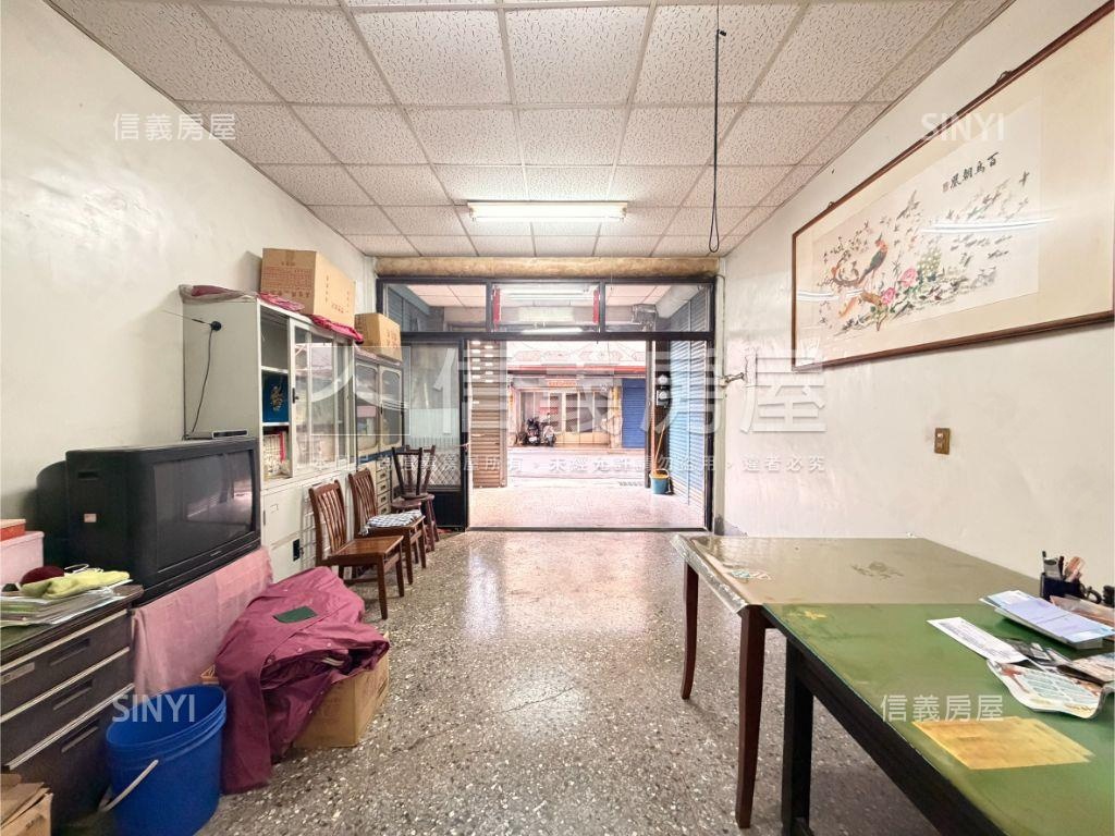 很強活路透天免１６００萬房屋室內格局與周邊環境