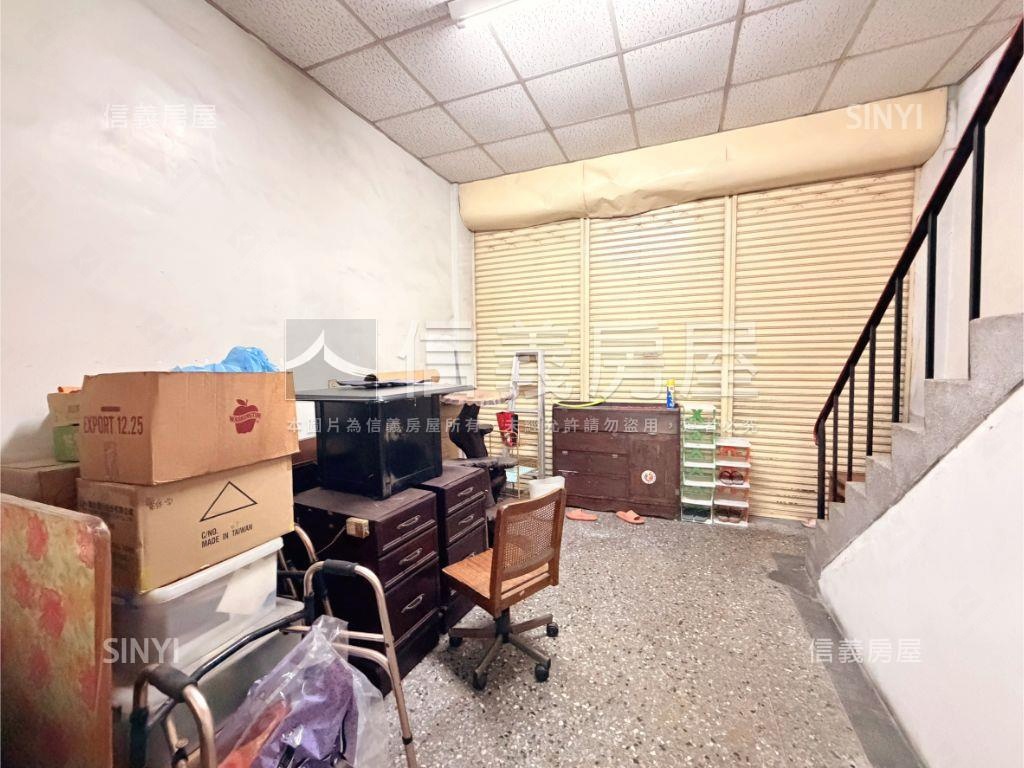 很強活路透天免１６００萬房屋室內格局與周邊環境