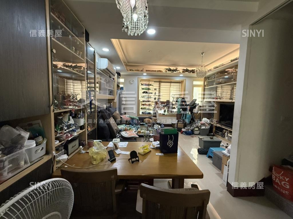 南興輕屋齡臨路透天房屋室內格局與周邊環境