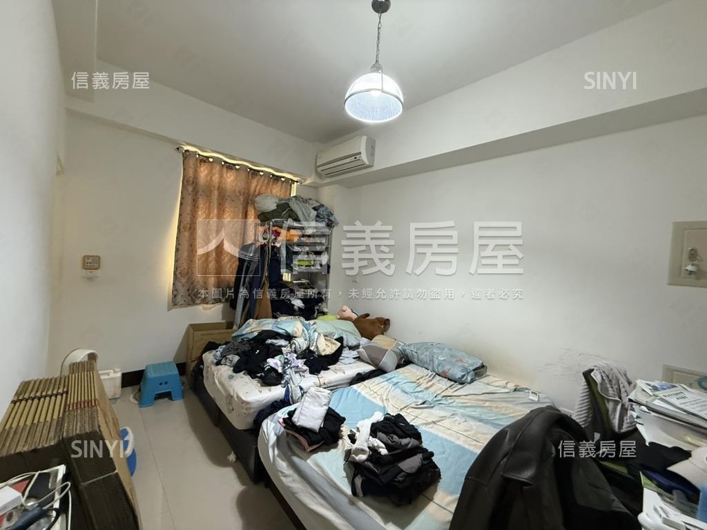 南興輕屋齡臨路透天房屋室內格局與周邊環境