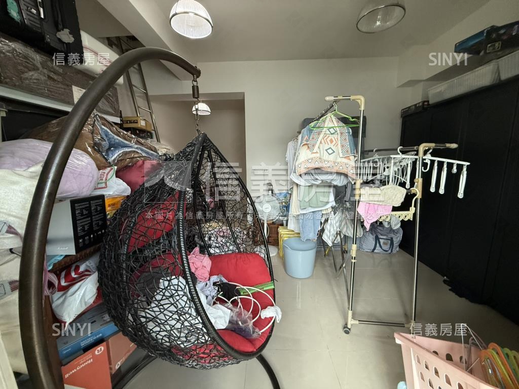 南興輕屋齡臨路透天房屋室內格局與周邊環境