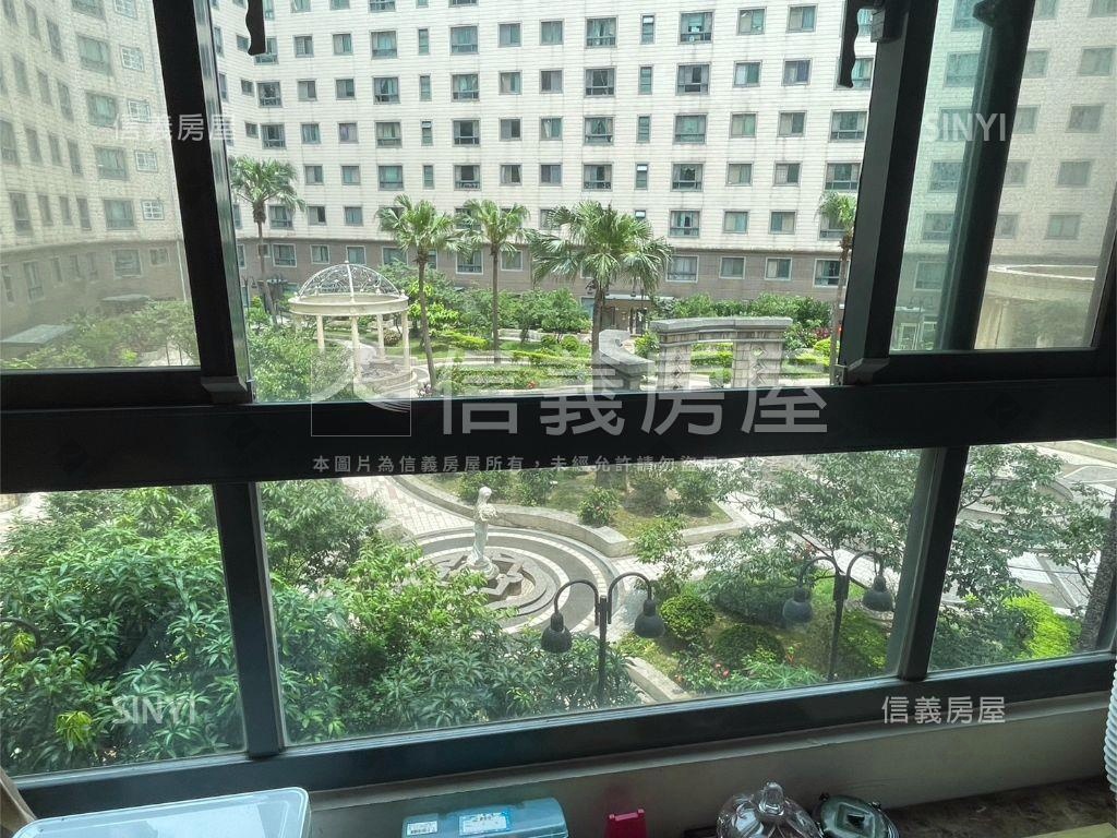 維納斯三房車位房屋室內格局與周邊環境